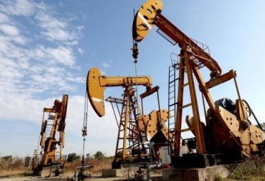 Giá xăng dầu hôm nay (29/3): Lực hỗ trợ được củng cố, giá dầu tiếp đà tăng
