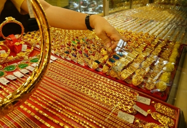 Đầu tuần, giá vàng SJC giảm 100 nghìn đồng/lượng