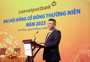 Lợi nhuận tại LienVietPostBank giảm mạnh do đâu?