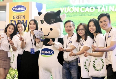 Vinamilk dẫn đầu Top 100 Nhà tuyển dụng được yêu thích nhất năm 2022 của CareerBuilder
