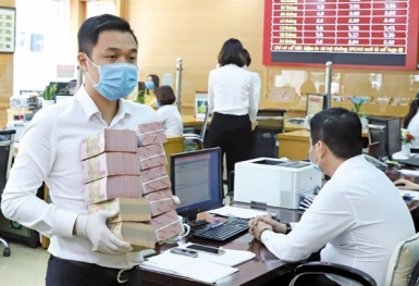 Tin ngân hàng ngày 28/6: Lãi suất điều hành hạ thêm 0,5% vào quý tới?