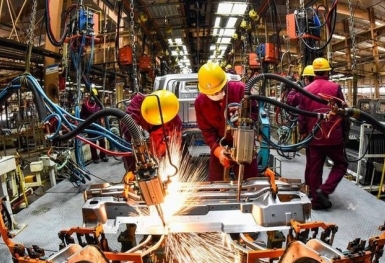 Dự báo tăng trưởng kinh tế Việt Nam còn 5,8% trong năm 2023