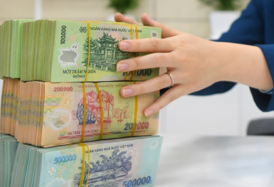 Thanh khoản cho nền kinh tế dồi dào, lãi suất điều hành hài hòa với tỷ giá