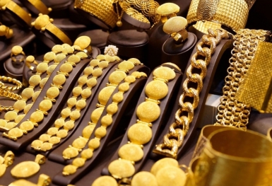 Giá vàng thế giới đột ngột giảm sâu, SJC vẫn trên 67 triệu đồng/lượng