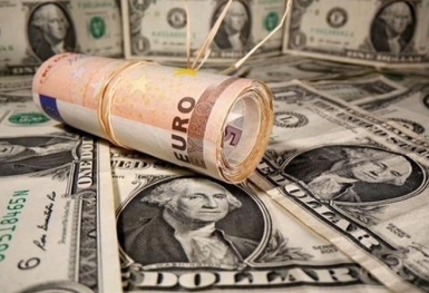 Tỷ giá ngoại tệ hôm nay 10/8: Đồng USD thế giới giảm nhiệt