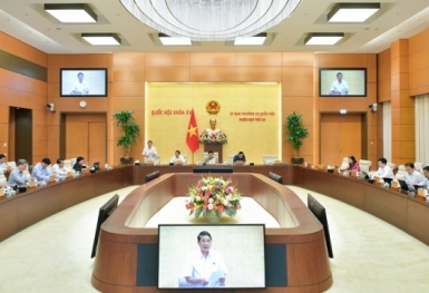 Ủy ban Thường vụ Quốc hội cho ý kiến đối với dự thảo Luật Kinh doanh bất động sản (sửa đổi)