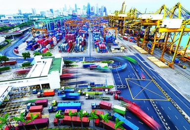 Xuất siêu của Việt Nam tăng cao, góp phần ổn định kinh tế vĩ mô