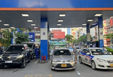 Quỹ bình ổn xăng dầu dư hơn 7.424 tỷ đồng