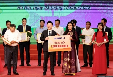 T&T Group ủng hộ 1 tỷ đồng cho Quỹ “Vì người nghèo” thành phố Hà Nội