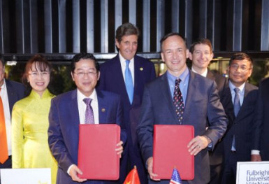 Đại học Fulbright Việt Nam và HDBank ký kết cung cấp vốn đối ứng 20 triệu USD