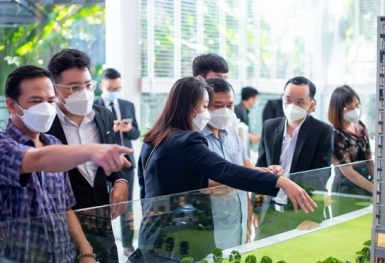 Pháp luật quy định như thế nào về quyền lợi và nghĩa vụ của người môi giới bất động sản