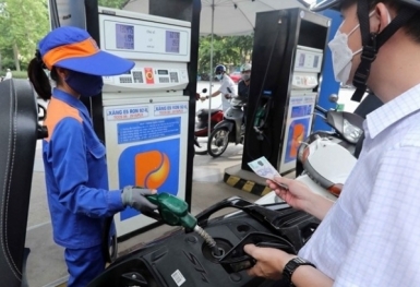 Thủ tướng “đốc thúc” trình nghị định mới về kinh doanh xăng dầu