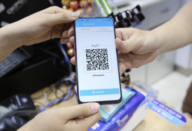 Thanh toán qua QR code tăng vọt gần 900%