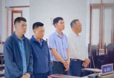 Vi phạm bồi thường đất đai, 4 cán bộ thành phố Kon Tum bị kết án