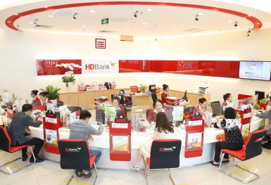HDBank đạt 4.028 tỷ lợi nhuận quý 1, tăng 46.8%, chia cổ tức 2023 tỷ lệ 30% gồm tiền và cổ phiếu