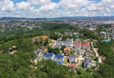 Tin bất động sản tuần qua: Lâm Đồng xử phạt chủ đầu tư dự án khu du lịch Nam Hồ