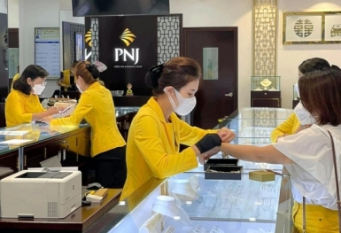 Một “ông lớn” kinh doanh vàng báo lãi khủng