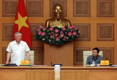 Tháo gỡ khó khăn, vướng mắc cho các dự án, đất đai để khơi thông nguồn lực phát triển