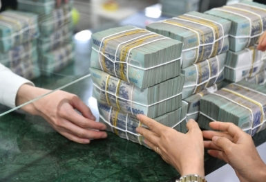 Điểm tin ngân hàng ngày 30/10: Áp lực nợ xấu gia tăng