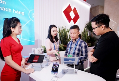 Techcombank tạo dấu ấn tại Smart Banking 2024: Giải pháp ngân hàng số “vượt trội” Techcombank Mobile