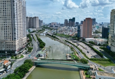 Thủ tướng yêu cầu tập trung giải quyết dứt điểm các dự án tồn đọng