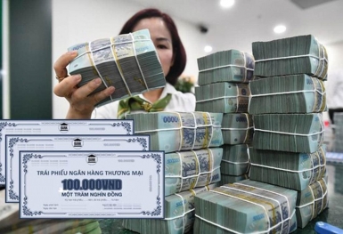 Loạt ngân hàng 'chạy đua' phát hành trái phiếu để huy động vốn