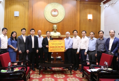 Tập đoàn T&T Group vinh dự nhận bằng khen của UBND thành phố Hà Nội