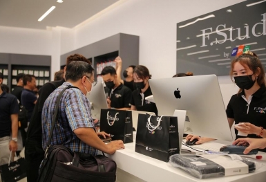 Đặt cọc ngay iPhone 17 và iPhone Air tại FPT Shop và F.Studio với chính sách “Giao trễ. Đền gấp đôi gói cước”
