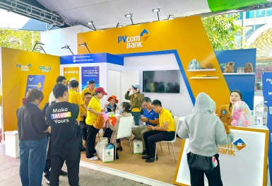 Ngân hàng không giấy – giao dịch thông minh: Hướng đi bền vững của PVcomBank trong kỷ nguyên tài chính xanh