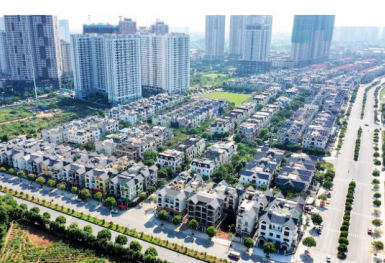 Dự báo thị trường bất động sản: 'Trống đánh xuôi kèn thổi ngược'