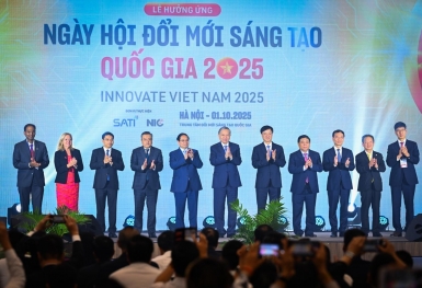 Tiếp tục đẩy mạnh ứng dụng AI, “siêu cảng” Việt Nam SuperPort™ của T&T Group gây ấn tượng mạnh tại VIIE 2025