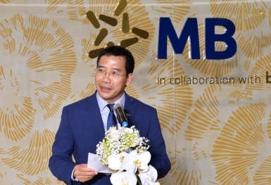 MB Bank: Nợ xấu tăng cao và biến động thượng tầng trước thềm đại hội