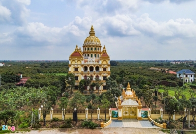 Cận cảnh tòa lâu đài 10 tỷ đồng của ông chủ lò gạch ở Hưng Yên: Tự tay thiết kế, 'ăn dè hà tiện' mới có