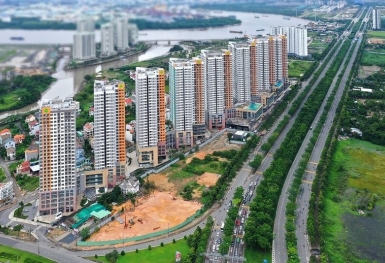 TP.HCM: “Đỏ mắt” tìm căn hộ giá rẻ, có tiền tỷ cũng khó mua nhà
