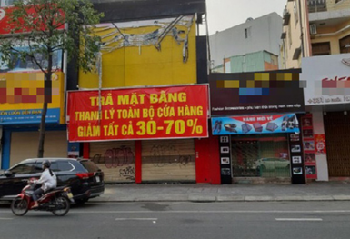 Giá thuê mặt bằng nhà phố thời COVID: Giảm 50% vẫn ‘ế ẩm’