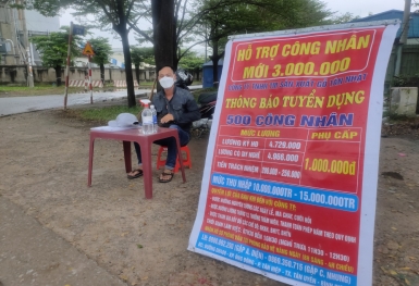 Thiếu hụt lao động, doanh nghiệp xuống đường tuyển người