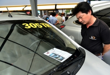 Nợ xấu tăng nhanh sau dịch Covid-19, ngân hàng ráo riết rao bán nhiều xe ô tô