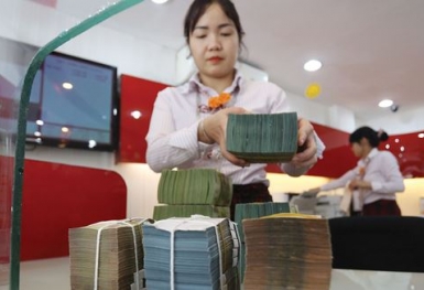 Nợ xấu phình to, loạt ngân hàng 'mạnh tay' trích lập dự phòng rủi ro