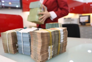 Thu hồi nợ thời Covid-19: Ngân hàng rao bán cả vỏ bình gas