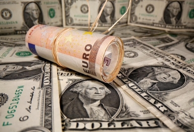 Tỷ giá ngoại tệ hôm nay 1/1: USD giảm mạnh tiễn năm cũ