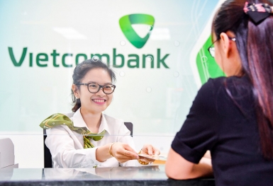 Đẳng cấp ông lớn Vietcombank: Vốn hóa thị trường vừa cán mốc 20 tỷ USD, cao nhất sàn chứng khoán Việt Nam, bỏ xa 'á quân' Vingroup