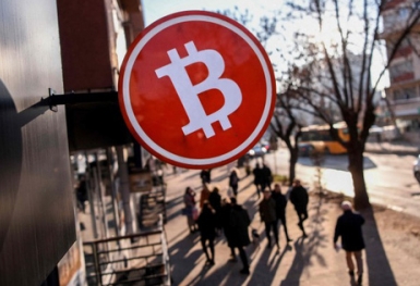 Giá giảm 50% sau 2 tháng, nhà đầu tư Bitcoin rủ nhau 'mặc áo ấm', nhưng sau mùa đông lạnh giá liệu sẽ có mùa xuân?