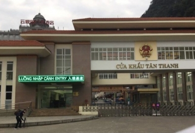 Cửa khẩu Tân Thanh thông quan trở lại
