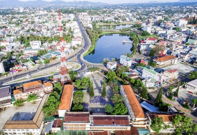 Hàng loạt Tập đoàn BĐS lớn như T&T Group, Him Lam, Văn Phú, Ecopark, Tân Hoàng Minh... đang ồ ạt đổ về tạo nên những cơn sốt cục bộ cho thị trường BĐS nơi đây