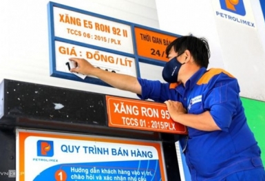 Giá xăng dầu thế giới liên tục giảm giá, liệu trong nước có 'giảm nhiệt'?