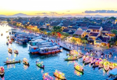 Du lịch chính thức mở cửa trong điều kiện bình thường mới