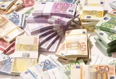 Tỷ giá ngoại tệ hôm nay 18/3: Đồng USD lao dốc