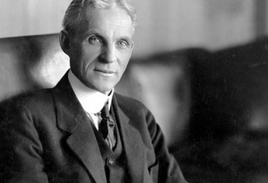 Henry Ford tới ngân hàng vay tiền và bị chế nhạo, chỉ sau một câu nói ông đã thay đổi tất cả và dựng nên một đế chế lẫy lừng