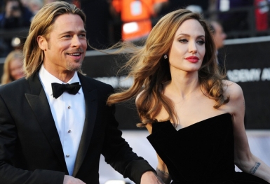 Phí ly hôn của Angelina Jolie và Brad Pitt lên đến hàng triệu USD