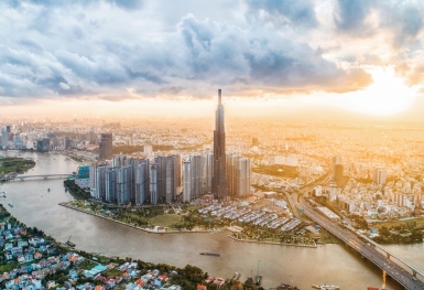 Cổ phiếu VIC lập đỉnh mới, vốn hóa VinGroup bằng tổng BIDV, Vietinbank và Techcombank cộng lại